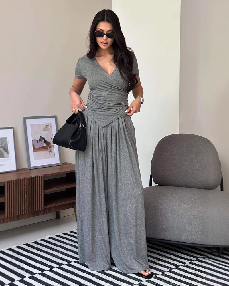 Refined Comfort Set