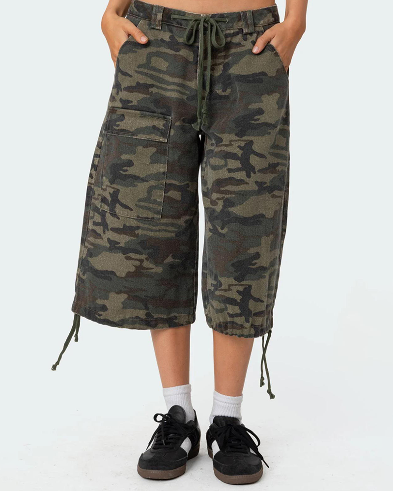 Signature Cargo Denim Pants