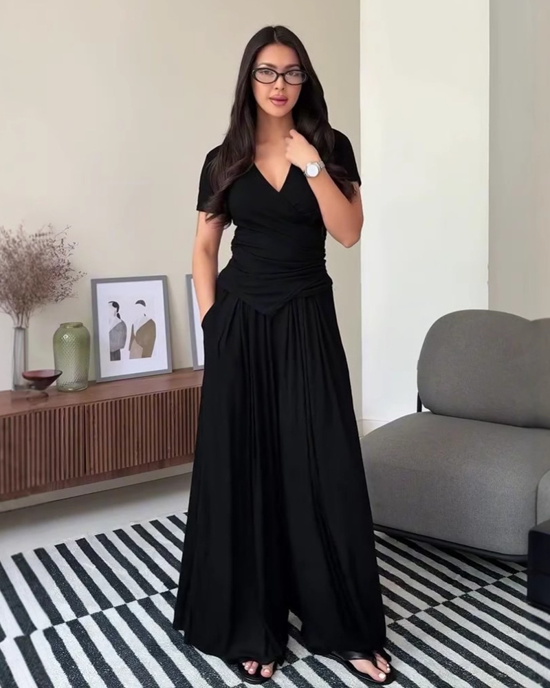 Refined Comfort Set