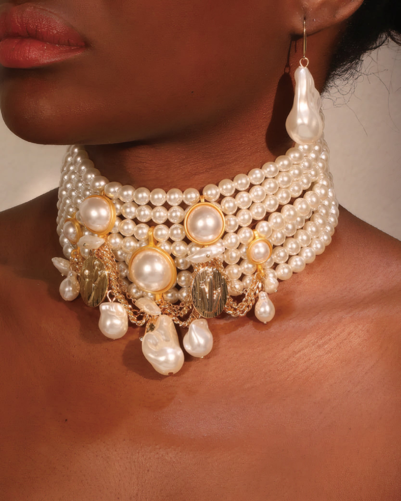 Opulent Pearl Cluster Bracelet&Collar Set