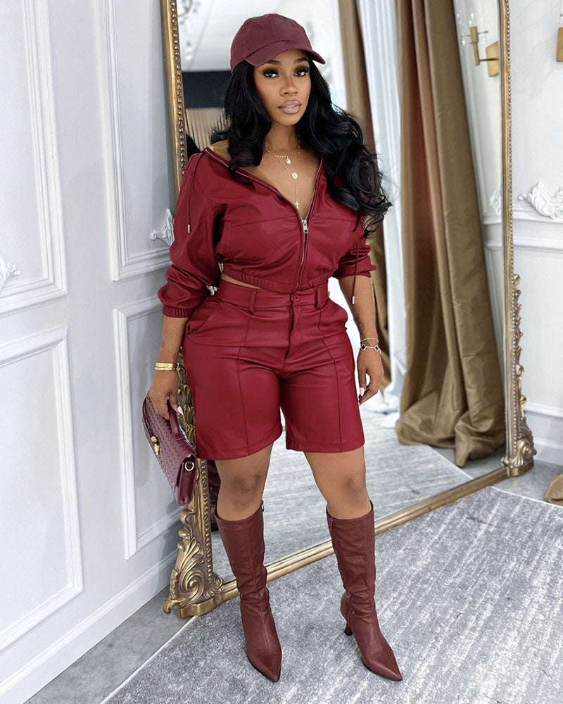 Queen Of The Night Leather Set