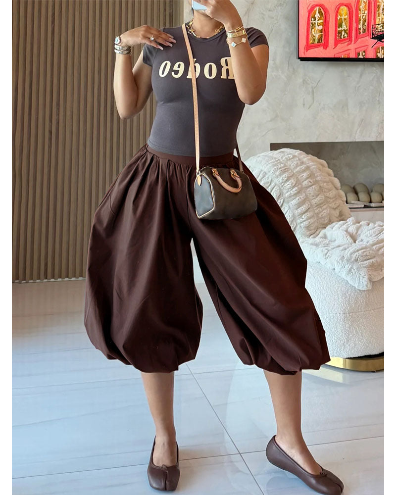 The Volume Move Balloon Capri Pants