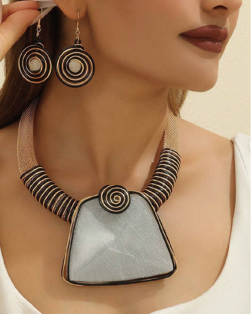 Metal Spiral Pointed Abstract Resin Pendant Statement Necklace Set