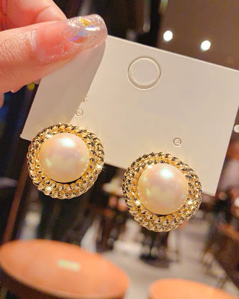 Silver Needle Pearl Baroque Retro Earrings