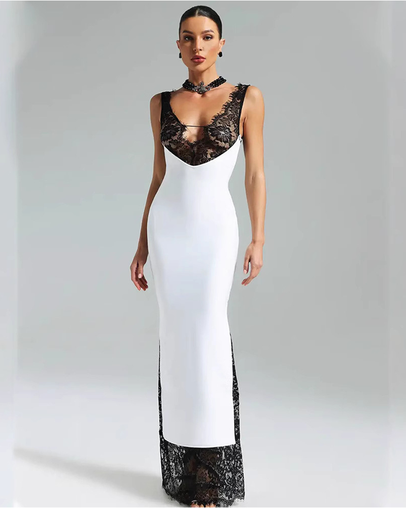 The Belle Époque Lace Dress