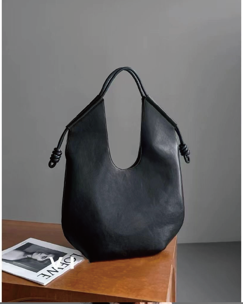 The Arco Hobo Bag