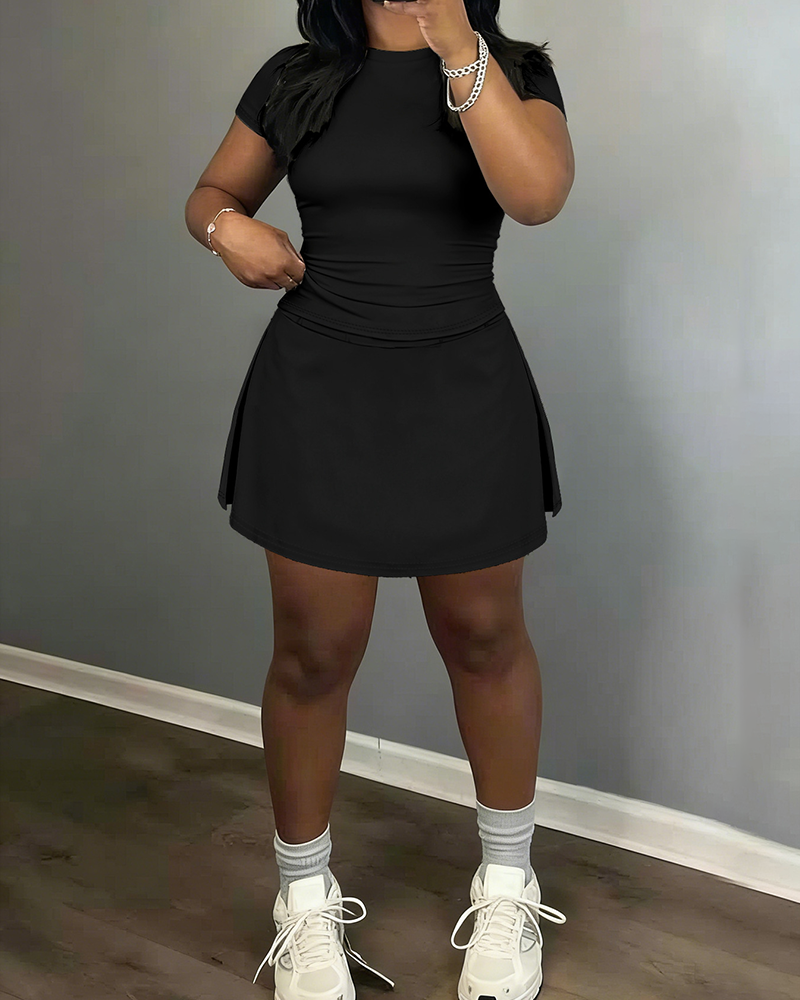 The Essential Skirt Set