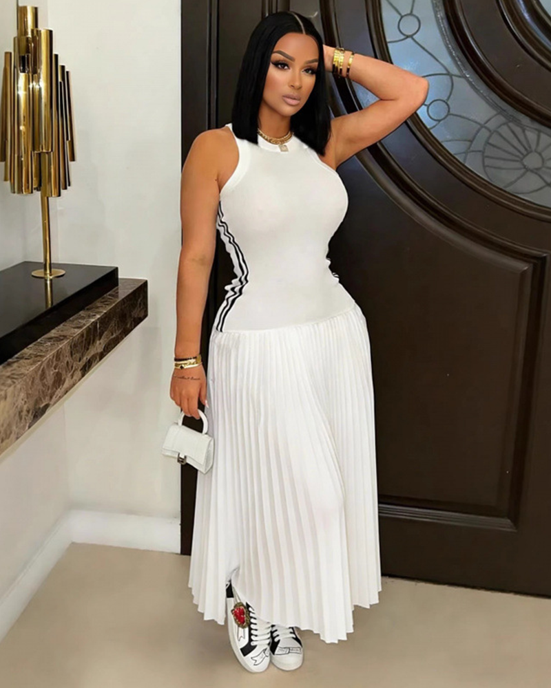 Elegant Ribbed Dress