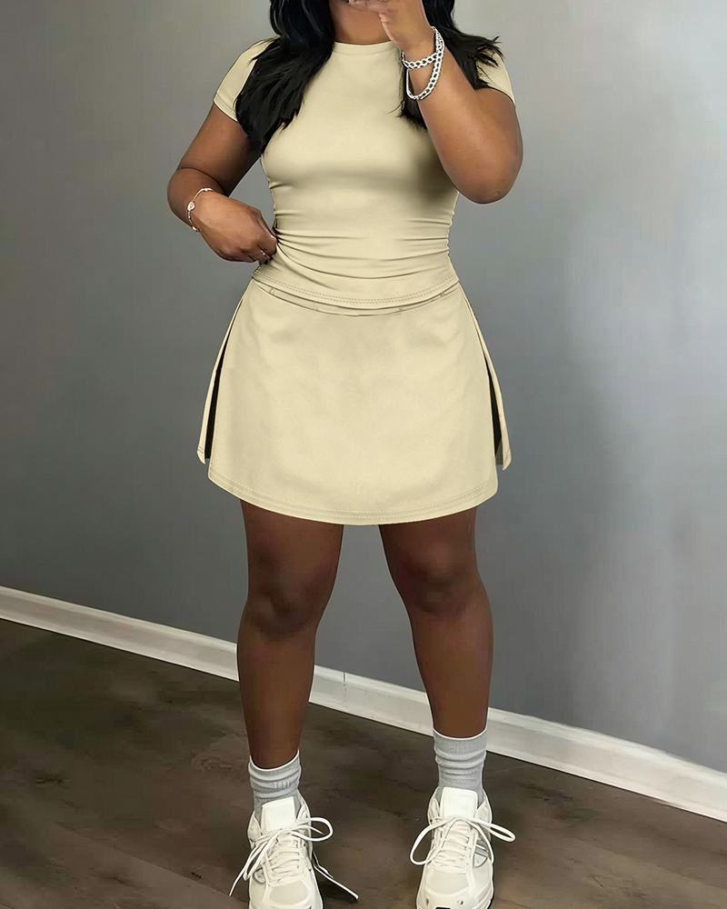 The Essential Skirt Set