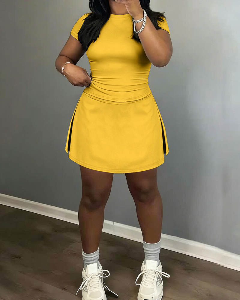 The Essential Skirt Set