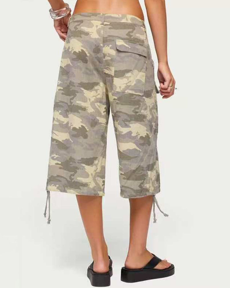 Signature Cargo Denim Pants