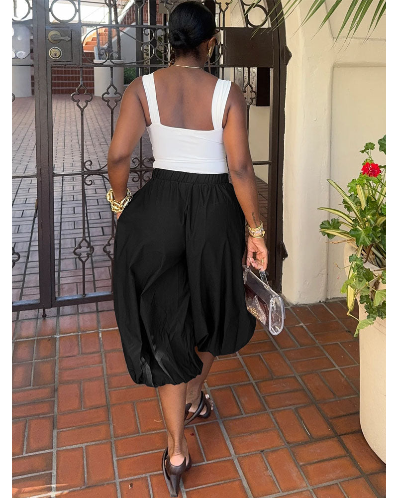 The Volume Move Balloon Capri Pants